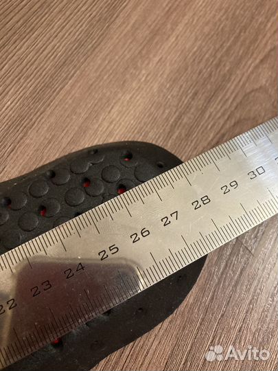 Продам новые бутсы(сороконожки)фирмы Nike