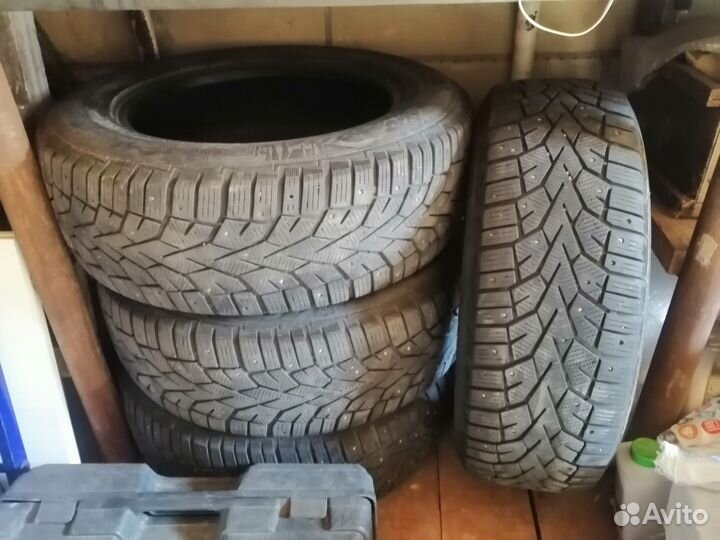 Gislaved NordFrost 100 SUV 225/65 R17
