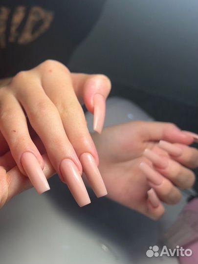 Мастер маникюра и педикюра