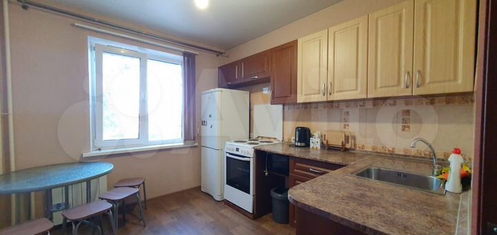 2-к. квартира, 48 м², 1/12 эт.