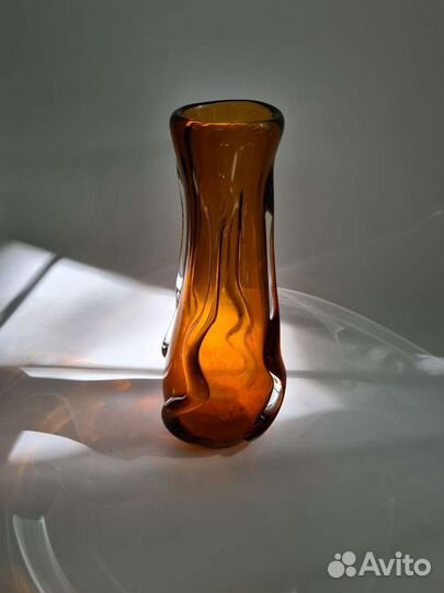 Вазы победа стекло