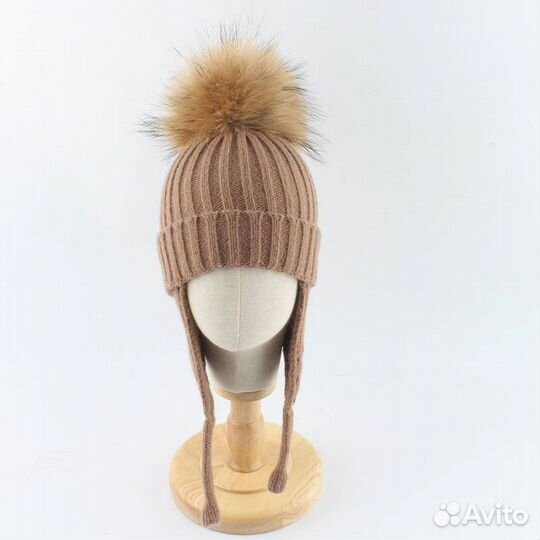 Шапка зимняя с помпоном