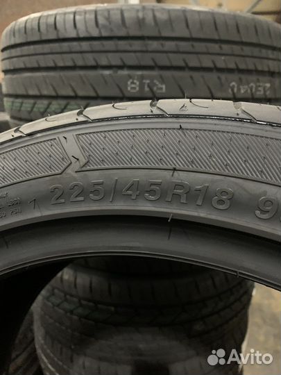 Grenlander Enri U08 225/45 R18 95W