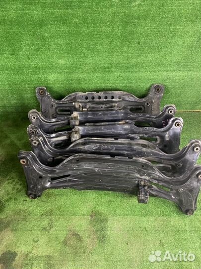 Подрамник задний Toyota Camry 50/55