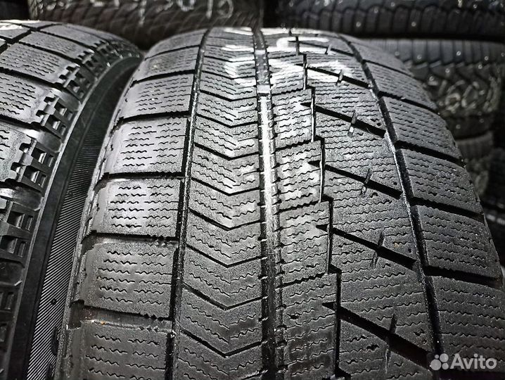 Bridgestone Blizzak VRX 225/60 R17 99S