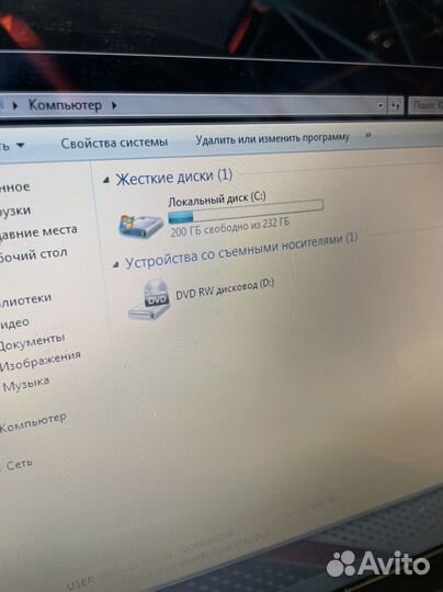 Ноутбук Toshiba(4gb/250gb/Win7)