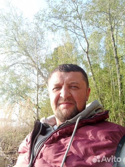 Машинист экскаватора гусеничного