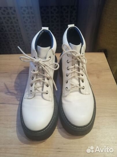 Ботинки женские демисезонные р41