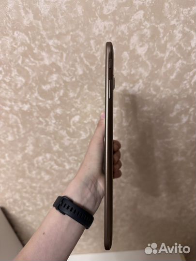 Планшет samsung забронировано