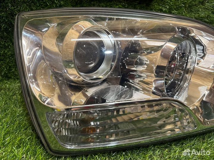 Фара передняя правая Kia Sorento BL