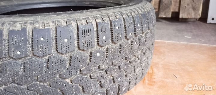 Yokohama Ice Guard F700Z 205/60 R16 92Q