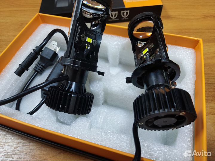 Светодиодные лампы led H4 с линзой