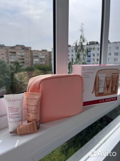 Набор косметики clarins