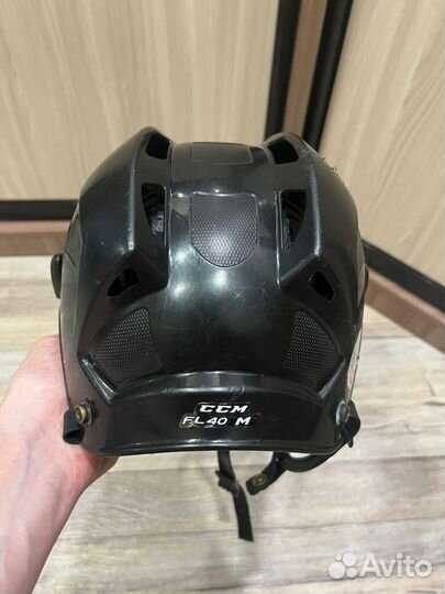 Шлем хоккейный взрослый размер m