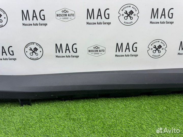 Накладка порога правая Bmw X5 G05 B57D30A 2019