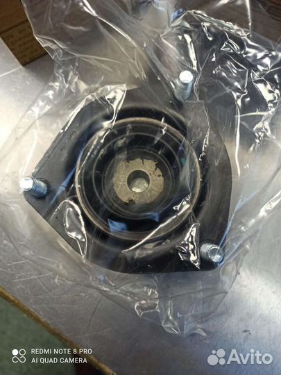 Опоры передних амортизаторов на Nisan Almera Class