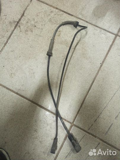 Датчик abs задний Renault Grand Scenic 2 минивэн