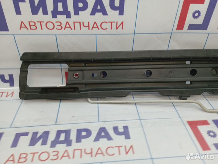 Кронштейн пола багажника левый Porsche Cayenne (92A) 95855159900