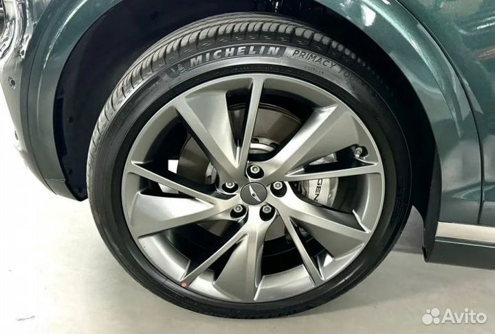 Genesis GV70 2.5 AT, 2023, 14 000 км