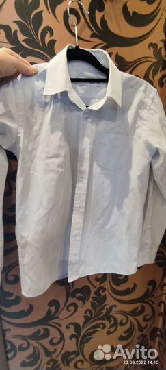 Пиджак и две рубашки