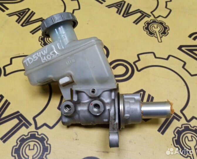 Главный тормозной цилиндр Suzuki Escudo TD54W J20A