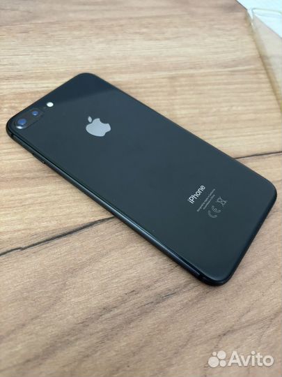 iPhone 8 Plus, 64 ГБ