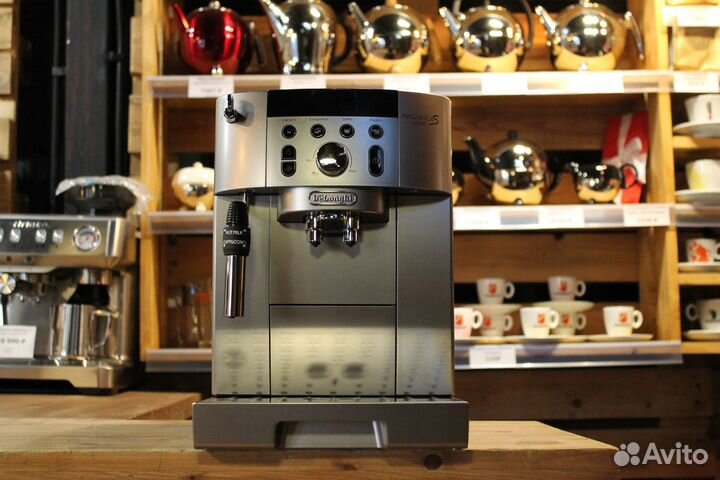 Кофемашина DeLonghi ecam 250.31 SB