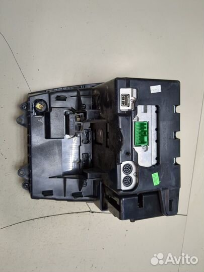 Магнитола Volvo XC70, 2004