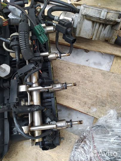 Форсунка топливная Audi A4 1.8 cdha cdhb