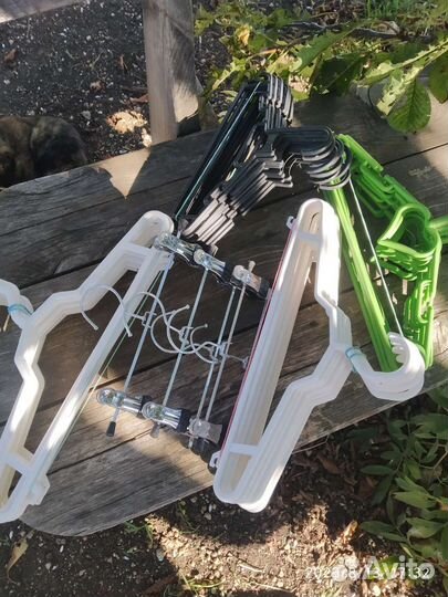 Продам вешалки(плечики) для одежды