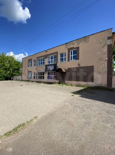 Здание, 672.1 м²