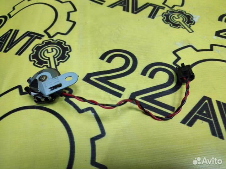 Динамик высокочастотный передний левый Toyota