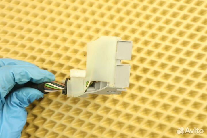 Разъем VAG 6Q0971975