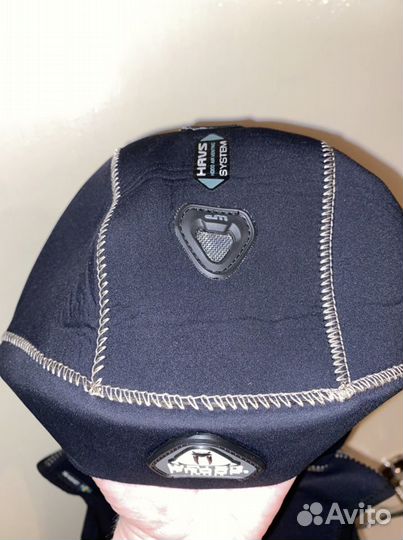 Майка неопрен Waterproof U1 с капюшоном женская ML