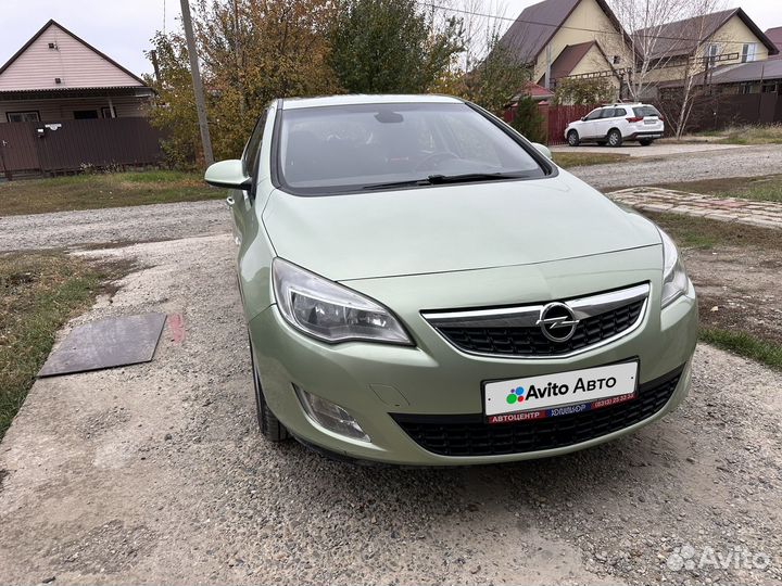 Opel Astra 1.4 AT, 2011, 137 000 км