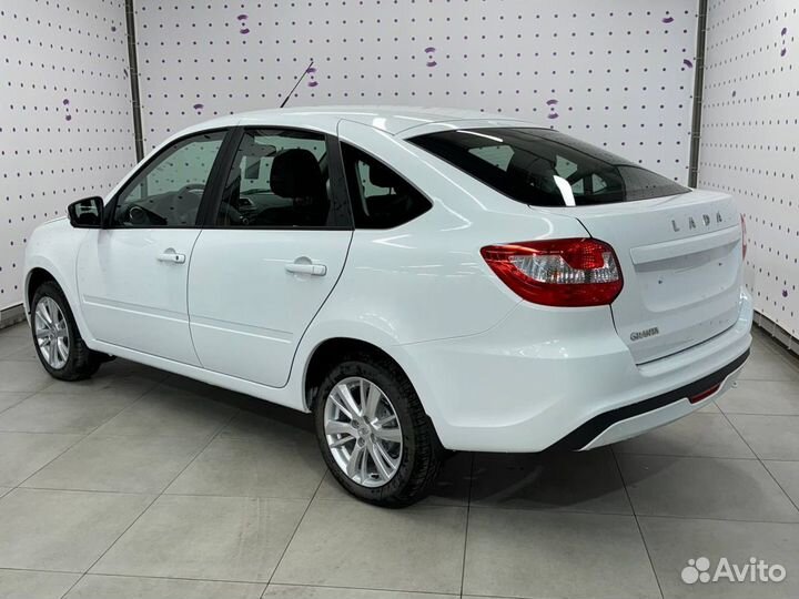 LADA Granta 1.6 МТ, 2025