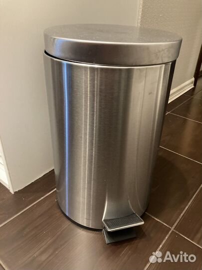 Мусорное ведро