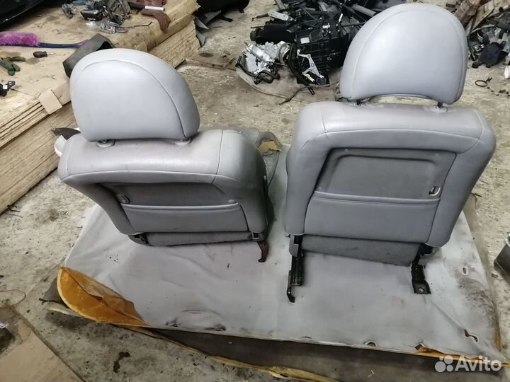 Сиденья передние для Nissan Primera P11E 1996-2002