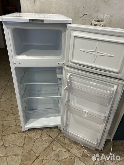 Холодильник бу Саратов-264
