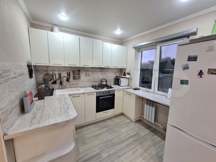 3-к. квартира, 58 м², 5/5 эт.