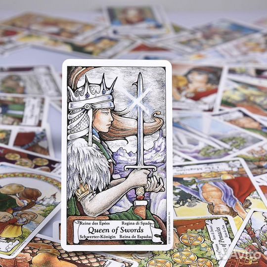 Карты Таро Essential Tarot
