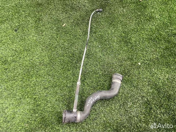 Патрубок системы охлаждения Bmw 5 F10 N20B20 2011