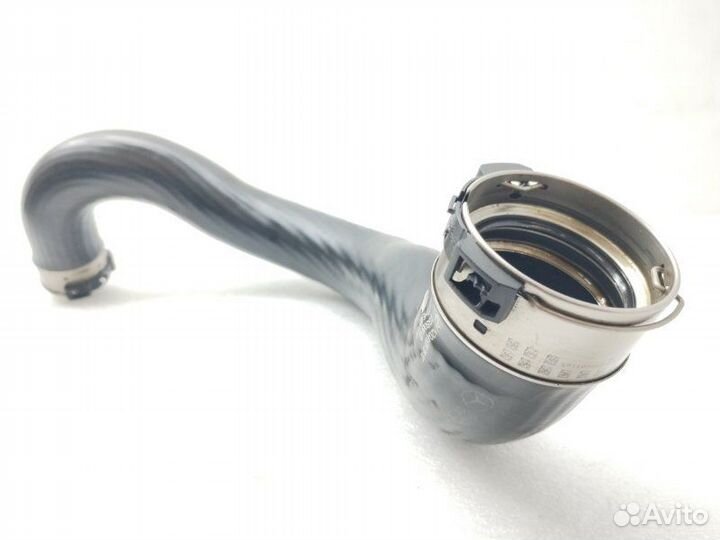 Патрубок интеркулера правый Mercedes-Benz C-Class