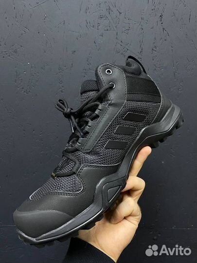 Ботинки мужские Adidas Terrex AX3 Mid Черные