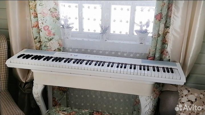 Цифровое Пианино + Стойка