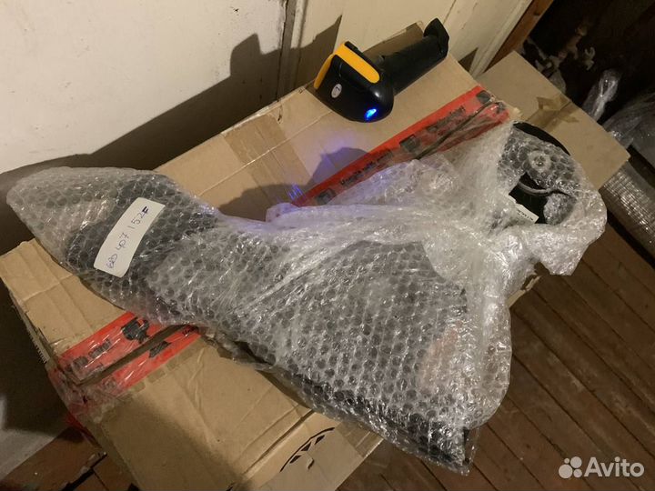 Рычаг 6R0407152F