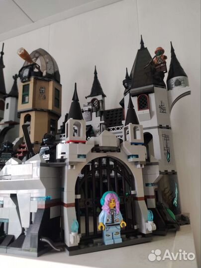 Lego Hidden Side Заколдованный замок 70437