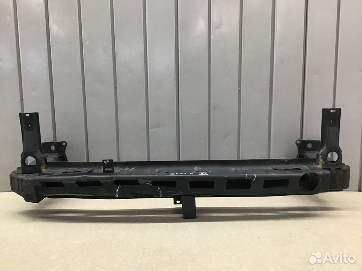 Усилитель переднего бампера VW Golf VI 2009-2012