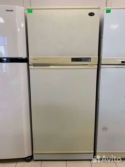 Холодильник б/у двухкамерный