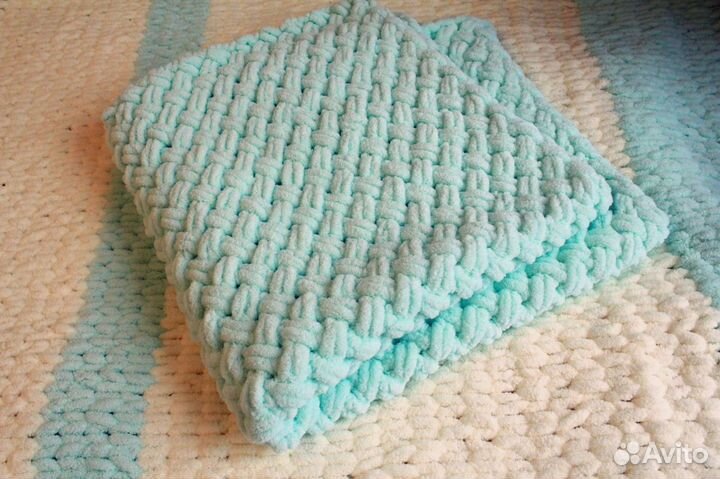 Плед из плюшевой пряжи